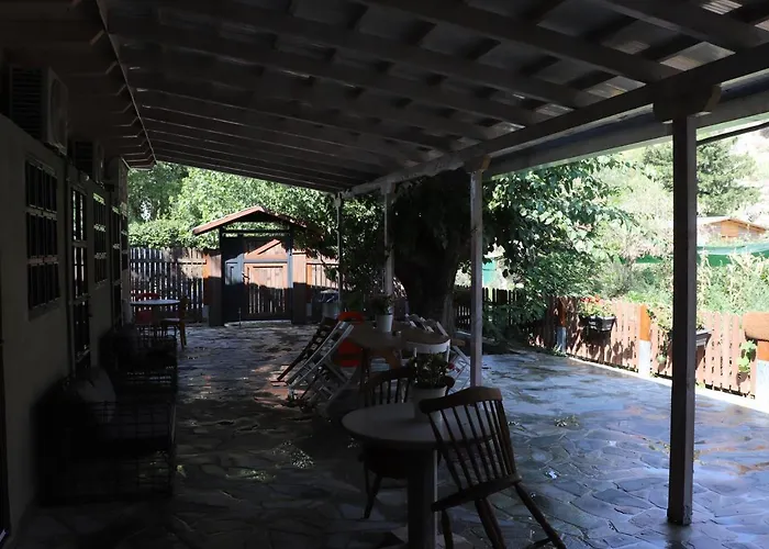 Farmahouse